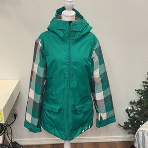 Women’s Oakley Ski Coat- Never Worn!